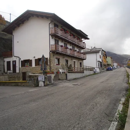 Ginepro D'abruzzo Hotel Casamaina