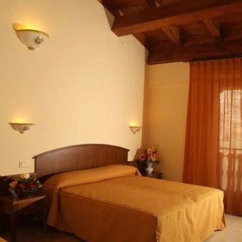 Ξενοδοχείο Ginepro D'abruzzo *